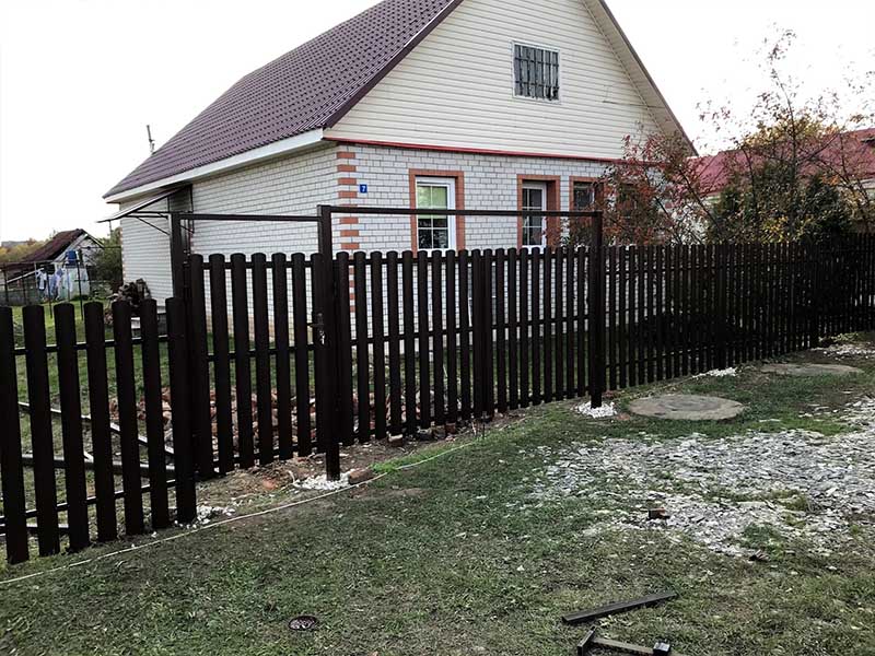 заборы из евроштакетника Чита