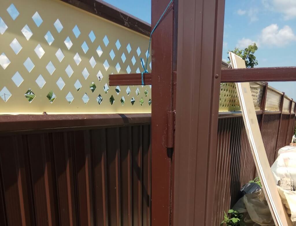 забор из евроштакетника под ключ от фирмы Забор Мастер